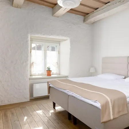 Hotel Nurmuizas Viesnica *