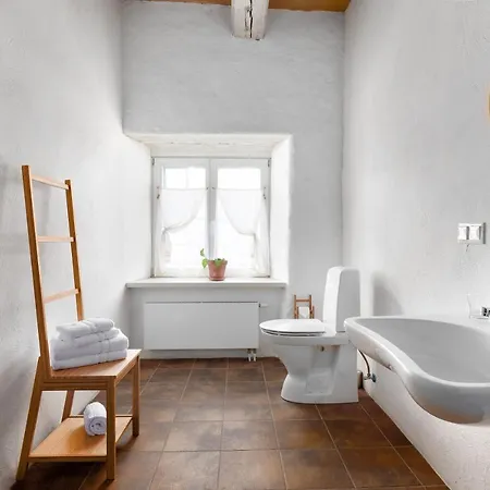 Nurmuizas Viesnica Hotel Lauciene